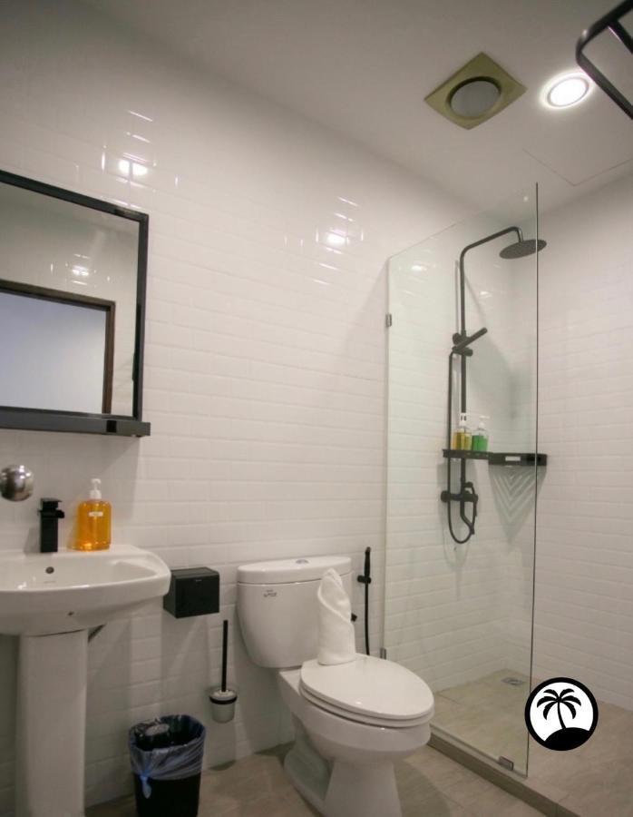 Apartment Paradise At Kk Times Square, Beside Imago *